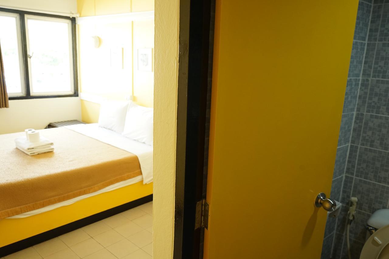 Yes Kaosan Hotel Bangkok Exterior photo