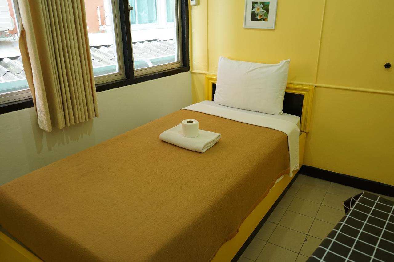 Yes Kaosan Hotel Bangkok Exterior photo